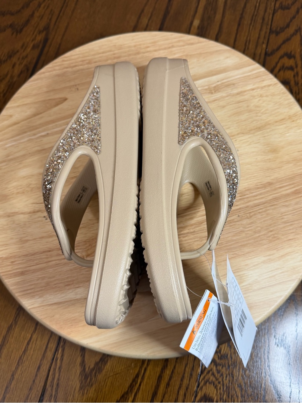 Crocs women’s sloane glitter sandals - Picture 7 of 10